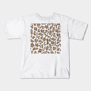 Doodle leopard print seamless fabric design pattern Kids T-Shirt